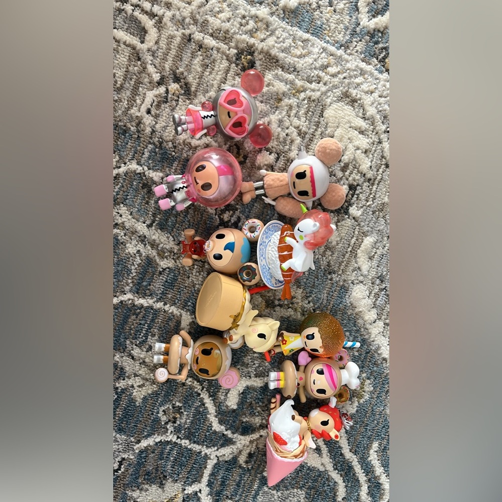 Tokidoki Collectible Figures - Pink, White, Brown